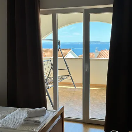 Lm * Trogir