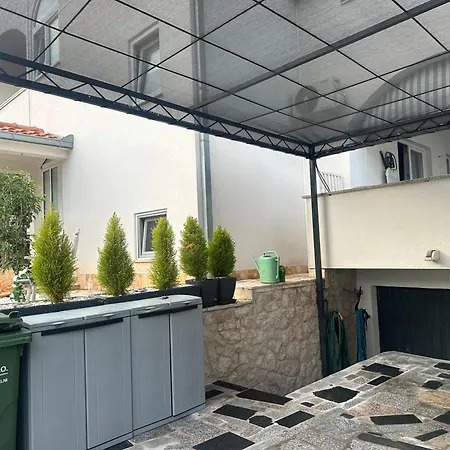 Apartment Lm *