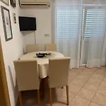 Apartment Lm
