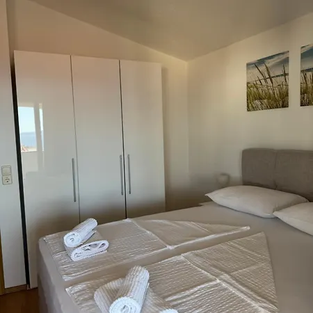 Lm Trogir